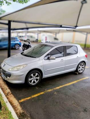 PEUGEOT 307 1.6 PRESENCE PACK 16V FLEX 4P MANUAL PEUGEOT 307 1.6 PRESENCE PACK 16V FLEX 4P MANUAL